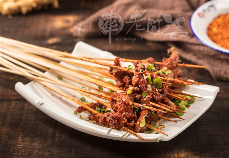 串簽麻辣燙經(jīng)濟實惠